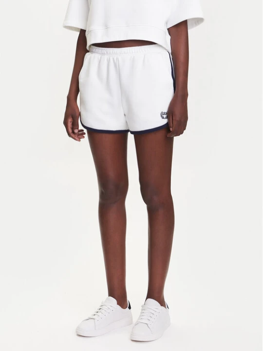 Zdjęcie produktu Gap Szorty sportowe 778453-02 Biały Regular Fit