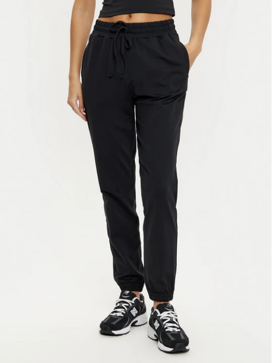 Zdjęcie produktu Girlfriend Collective Spodnie dresowe ReSet 6016 Czarny Slim Fit