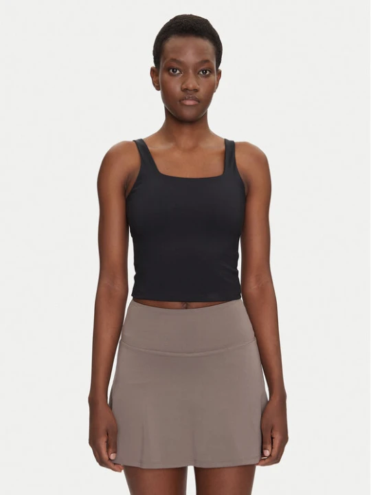 Zdjęcie produktu Girlfriend Collective Top Tommy 1045 Czarny Slim Fit