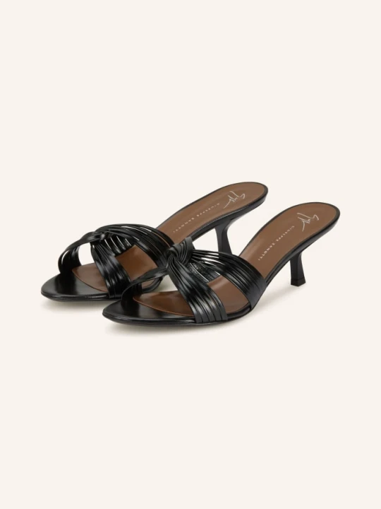 Zdjęcie produktu Giuseppe Zanotti Design Klapki schwarz CZARNY