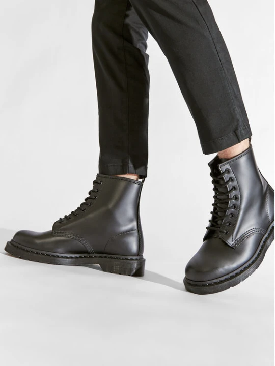 Zdjęcie produktu Glany Dr. Martens 1460 Mono 14353001 Czarny