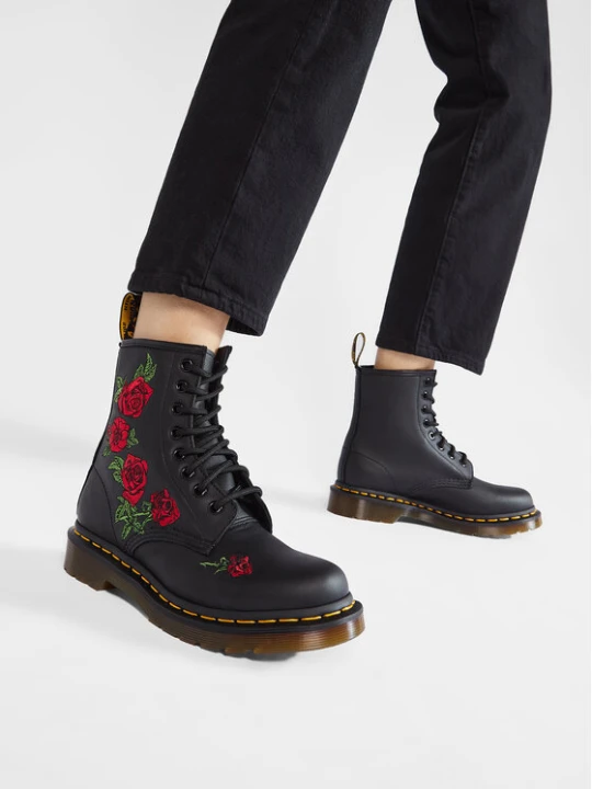 Zdjęcie produktu Glany Dr. Martens 1460 Vonda 24722001 Czarny