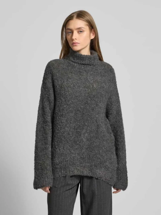 Zdjęcie produktu Golf o kroju relaxed fit z dodatkiem wełny model ‘NATHERINE’ Pieces Antracytowy melanż