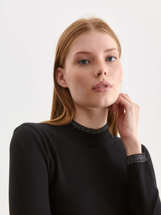 Zdjęcie produktu Golfy damskie czarny - SSW3541CA sweter golf długi rękaw - TOP SECRET - Odzieżowy sklep internetowy TOP SECRET