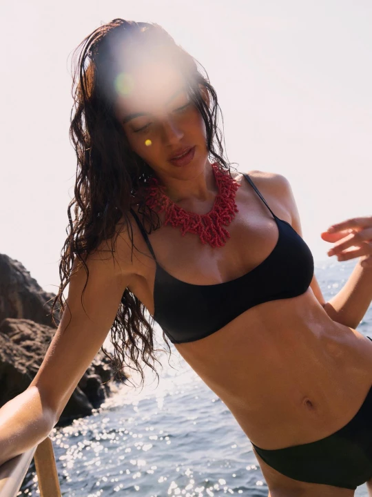 Zdjęcie produktu Góra od bikini bez fiszbin Etam czarny