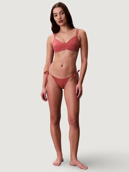 Zdjęcie produktu Góra od bikini Calvin Klein Jeans jasnoróżowy