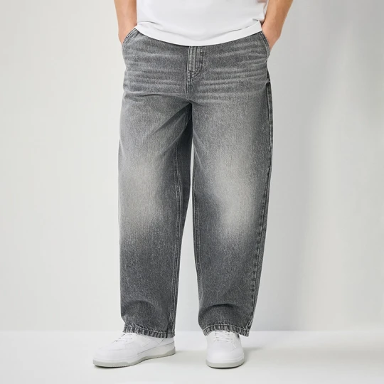 Zdjęcie produktu Grafitowe jeansy skater fit House szary