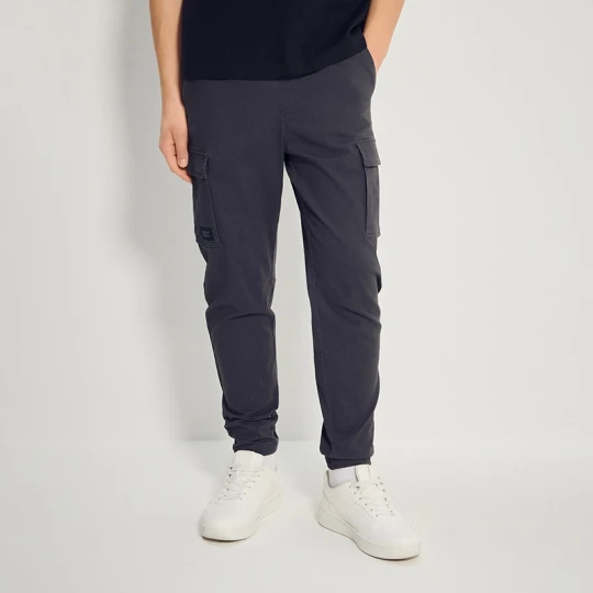 Zdjęcie produktu Grafitowe joggery z kieszeniami cargo House ciemnoszary