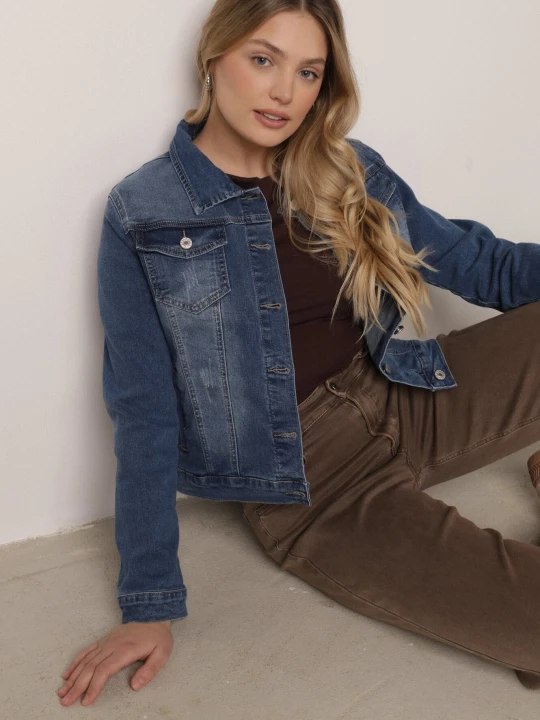 Zdjęcie produktu Granatowa Jeansowa Kurtka z Przetarciami i Kieszeniami z Klapami Hazelle Melya By Melody
