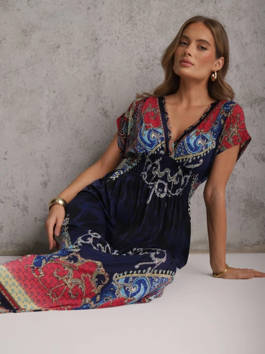 Zdjęcie produktu Granatowa Sukienka o Kopertowym Kroju w Ornamentalny Print Nalori J&x