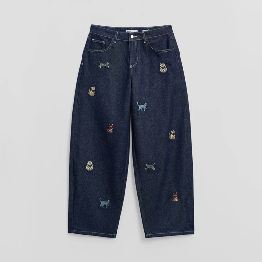 Zdjęcie produktu Granatowe jeansy baggy fit w kotki House niebieski