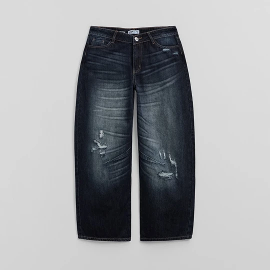 Zdjęcie produktu Granatowe jeansy baggy z mocnymi przetarciami House