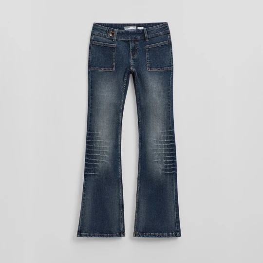 Zdjęcie produktu Granatowe jeansy o kroju bootcut z efektem zagnieceń House