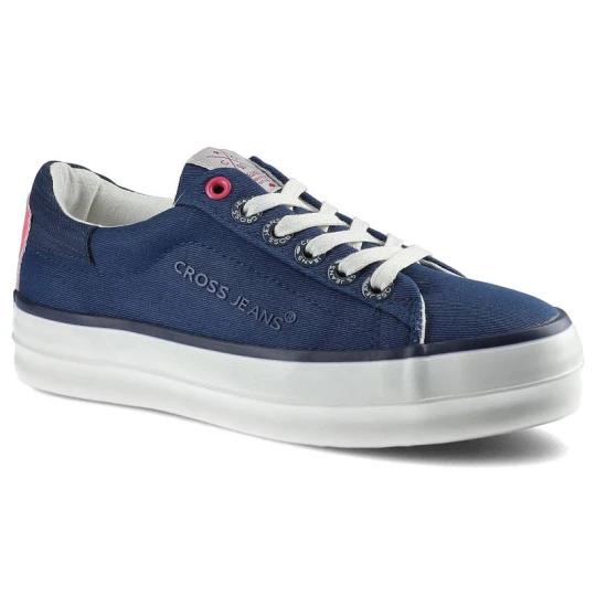 Zdjęcie produktu Trampki damskie Cross Jeans, z materiału tekstylnego o drobnym splocie z klasycznym sznurowaniem wzmocnioną strefą pięty oraz podwyższoną płaską pode granatowy
