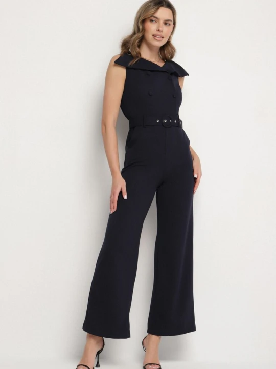 Zdjęcie produktu Granatowy Kombinezon z Wywijanym Dekoltem w Łódkę i Paskiem z Klamrą Galithiela Fashion
