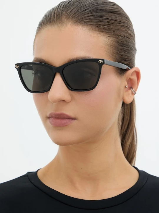 Zdjęcie produktu Gucci okulary przeciwsłoneczne kocie oczy damskie czarny