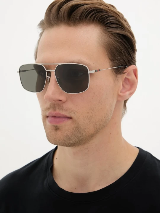 Zdjęcie produktu Gucci okulary przeciwsłoneczne kwadratowe męskie srebrny