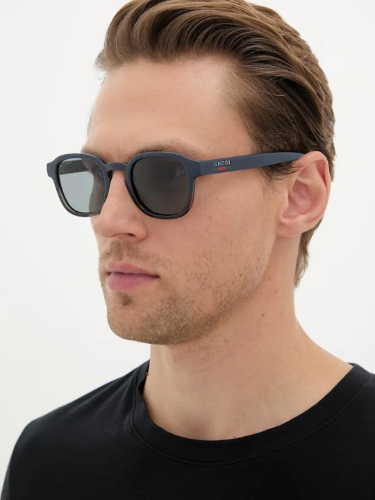 Zdjęcie produktu Gucci okulary przeciwsłoneczne męskie granatowy