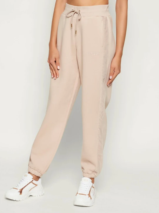 Zdjęcie produktu GUESS ACTIVE Spodnie dresowe AELIA | Regular Fit beżowy