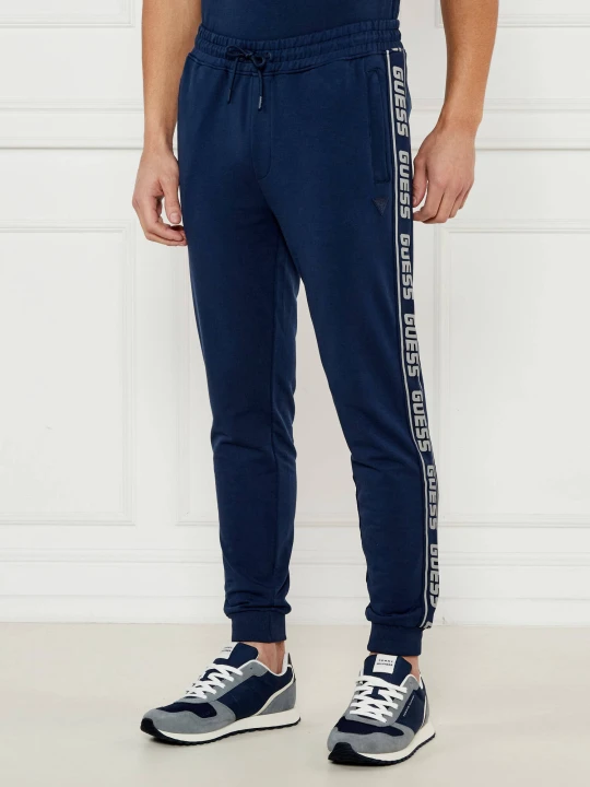 Zdjęcie produktu GUESS ACTIVE Spodnie dresowe NEW ARLO | Regular Fit granatowy