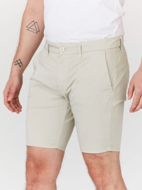 Zdjęcie produktu GUESS Beżowe szorty męskie, Rozmiar 32