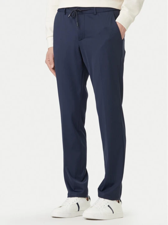 Zdjęcie produktu Guess Chinosy M5BB75 WHHO2 Granatowy Slim Fit
