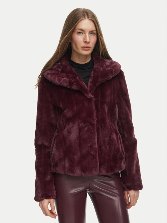 Zdjęcie produktu Guess Futro W0BL0N WDCH0 Bordowy Regular Fit