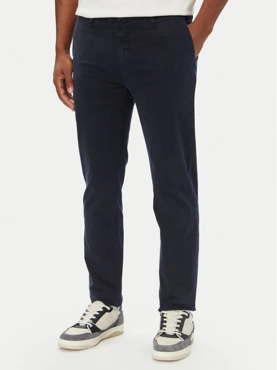 Zdjęcie produktu Guess Jeans Chinosy M4YB33 WGB5A Granatowy Slim Fit
