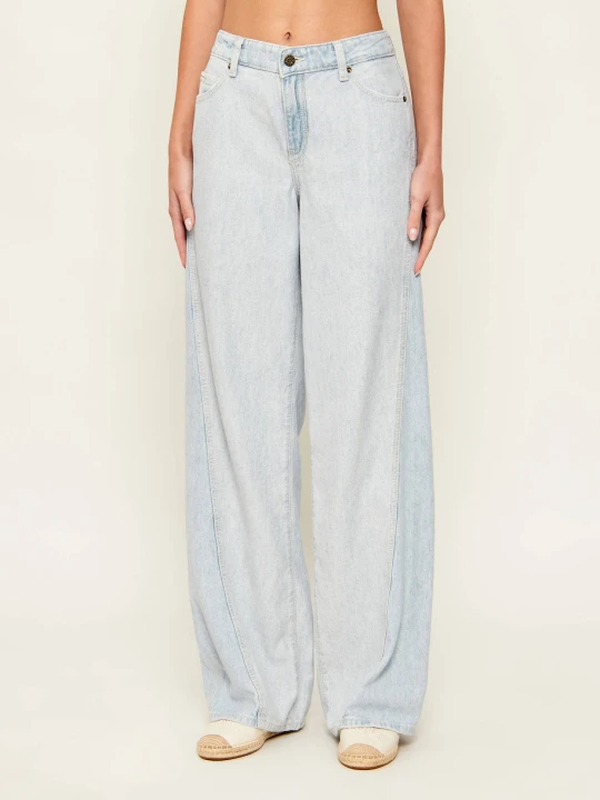 Zdjęcie produktu Guess Jeans Jeansy G11 | Relaxed fit błękitny