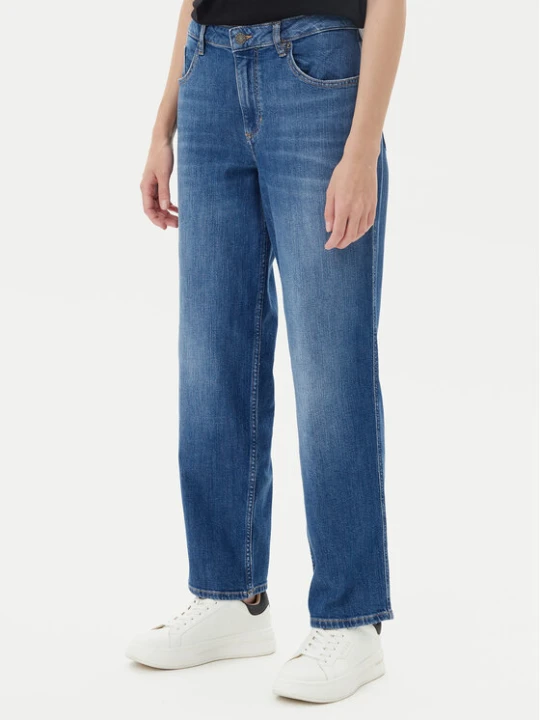 Zdjęcie produktu Guess Jeans Jeansy W5YA0I D0021 Niebieski Boyfriend Fit