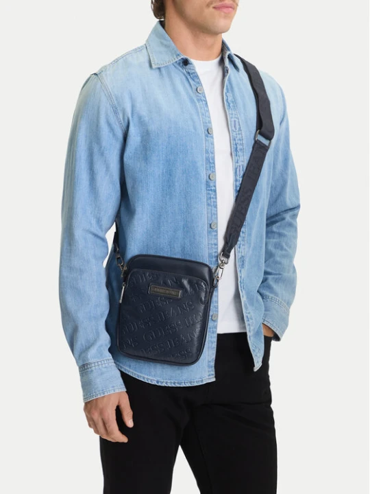 Zdjęcie produktu Guess Jeans Saszetka CWBEO-GUESS-B-003-09 Granatowy