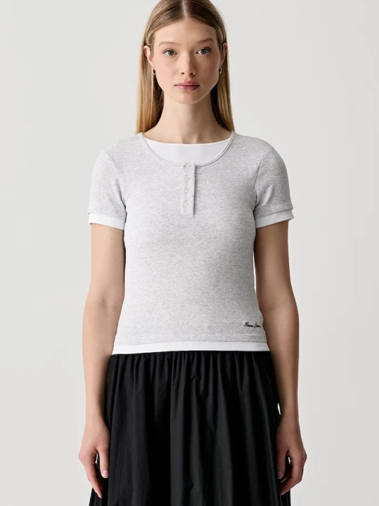 Zdjęcie produktu Guess Jeans T-shirt damski bawełniany z elastanem szary