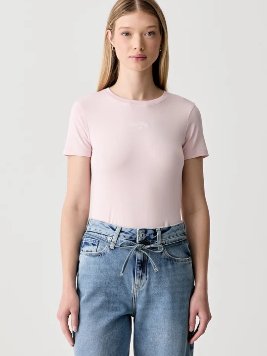 Zdjęcie produktu Guess Jeans T-shirt damski bawełniany z elastanem różowy
