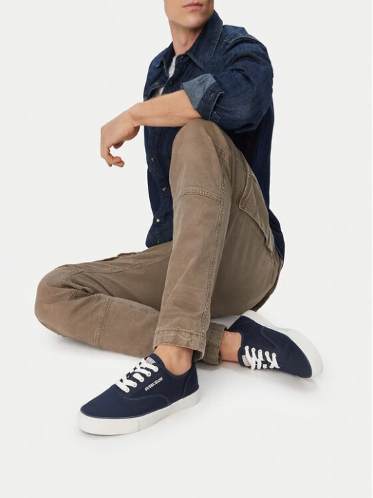 Zdjęcie produktu Guess Jeans Tenisówki CWBEO-ROCKFORD-01 WE Granatowy