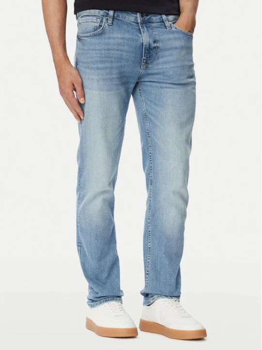 Zdjęcie produktu Guess Jeansy Finnley M6YAS2 D1479 Niebieski Slim Tapered Fit