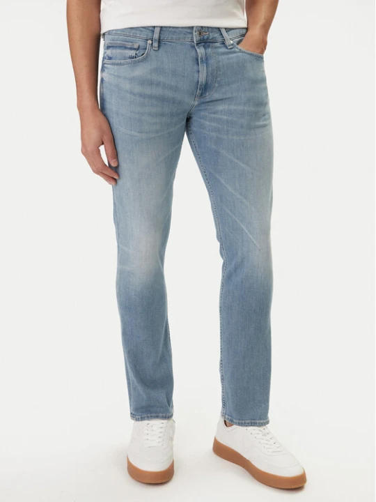 Zdjęcie produktu Guess Jeansy M6RAS2 D6761 Niebieski Slim Tapered Fit