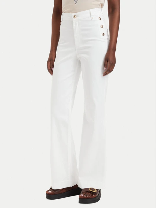 Zdjęcie produktu Guess Jeansy W6GA0P W2440 Biały Regular Fit