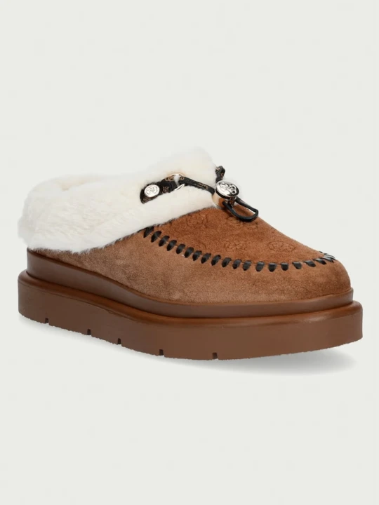 Zdjęcie produktu Guess kapcie damskie zamszowe KENDRY brązowy