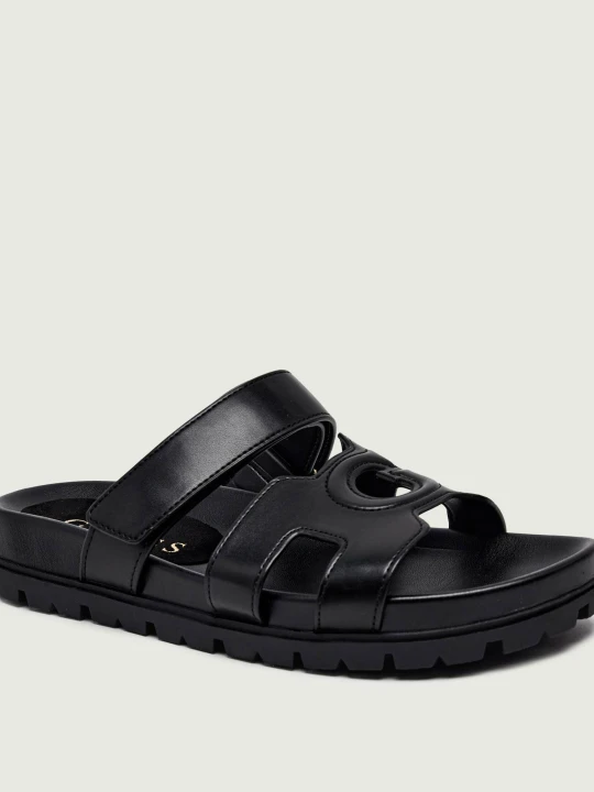 Zdjęcie produktu Guess Klapki FASHIEY czarny