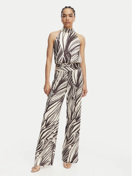 Zdjęcie produktu Guess Kombinezon W6GK12 K2937 Brązowy Regular Fit