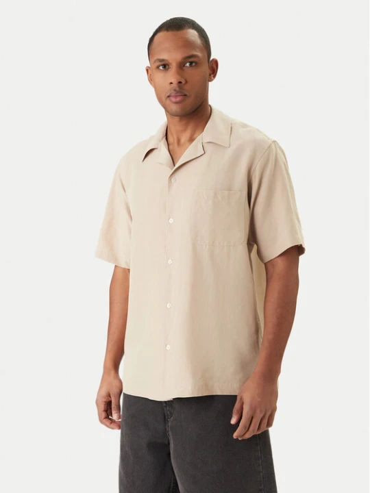 Zdjęcie produktu Guess Koszula F6GH01 WN202 Beżowy Regular Fit