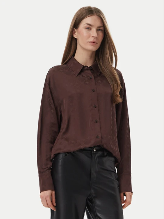 Zdjęcie produktu Guess Koszula W6BH46 W4236 Brązowy ciemny Regular Fit