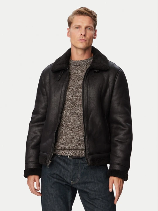 Zdjęcie produktu Guess Kożuch sztuczny M6BL40 W4152 Czarny Regular Fit