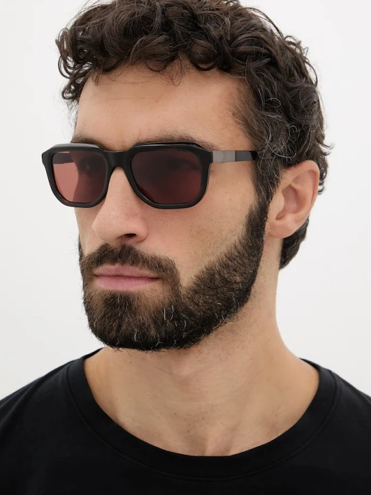Zdjęcie produktu Guess okulary przeciwsłoneczne brązowy