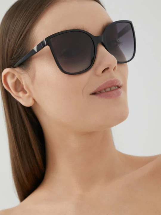 Zdjęcie produktu Guess okulary przeciwsłoneczne czarny