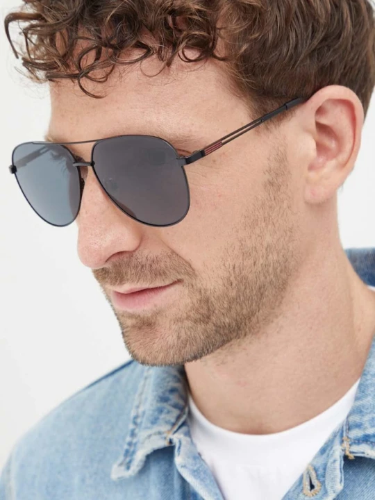Zdjęcie produktu Guess okulary przeciwsłoneczne czarny