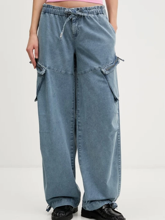 Zdjęcie produktu Guess Originals spodnie cargo damskie niebieski