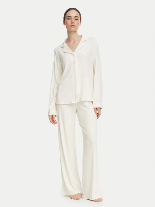 Zdjęcie produktu Guess Piżama O6BX04 K5041 Biały Regular Fit