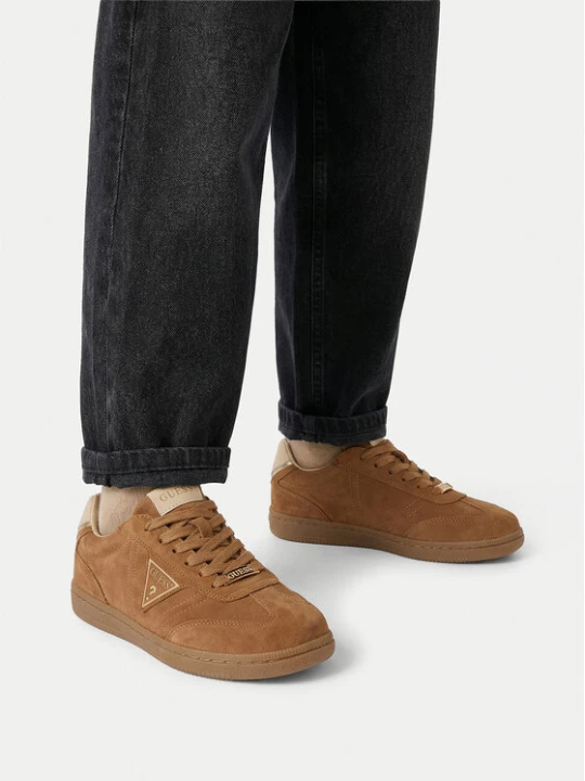Zdjęcie produktu Guess Sneakersy CEO-BI12-3210-02(CH) Brązowy