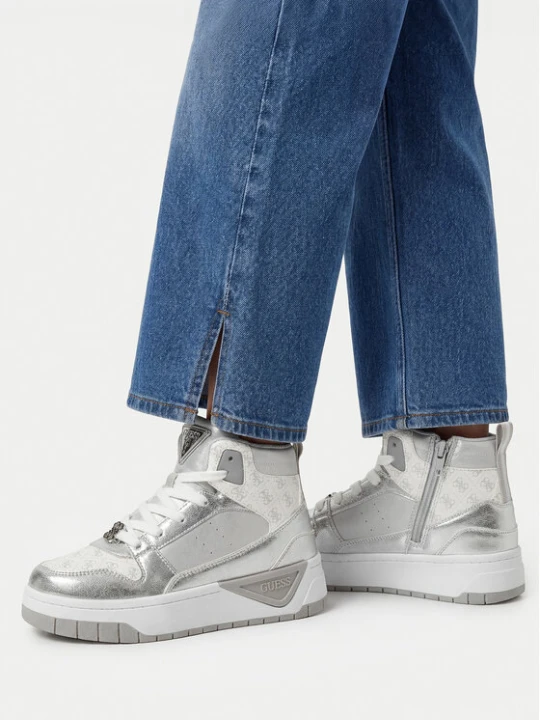 Zdjęcie produktu Guess Sneakersy CEO-BIC29272JJKF3GG01 Srebrny